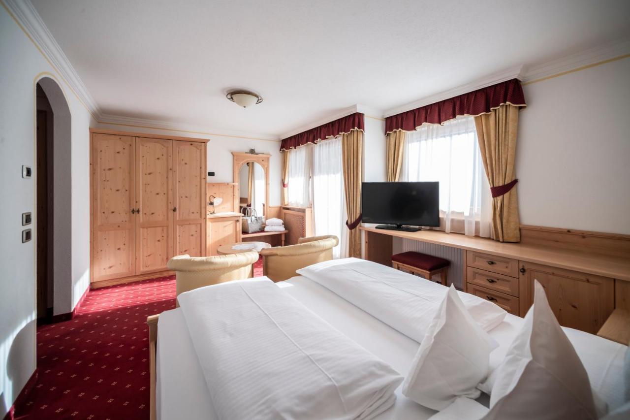 Hotel Plan Murin La Valle Ngoại thất bức ảnh